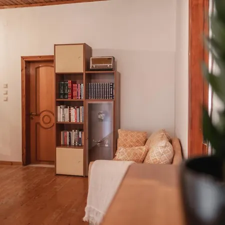 בית נופש Loula's Mansion Potamion